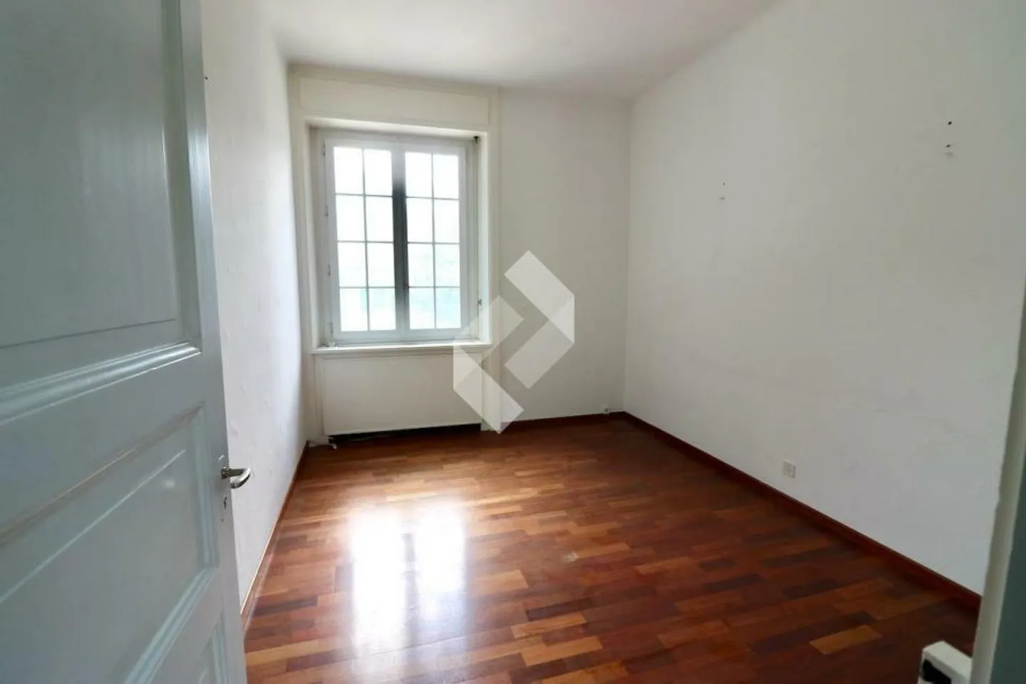 Manor House with 2 Apartments + Attic - Rare Opportunity - Photo 7 of 13
