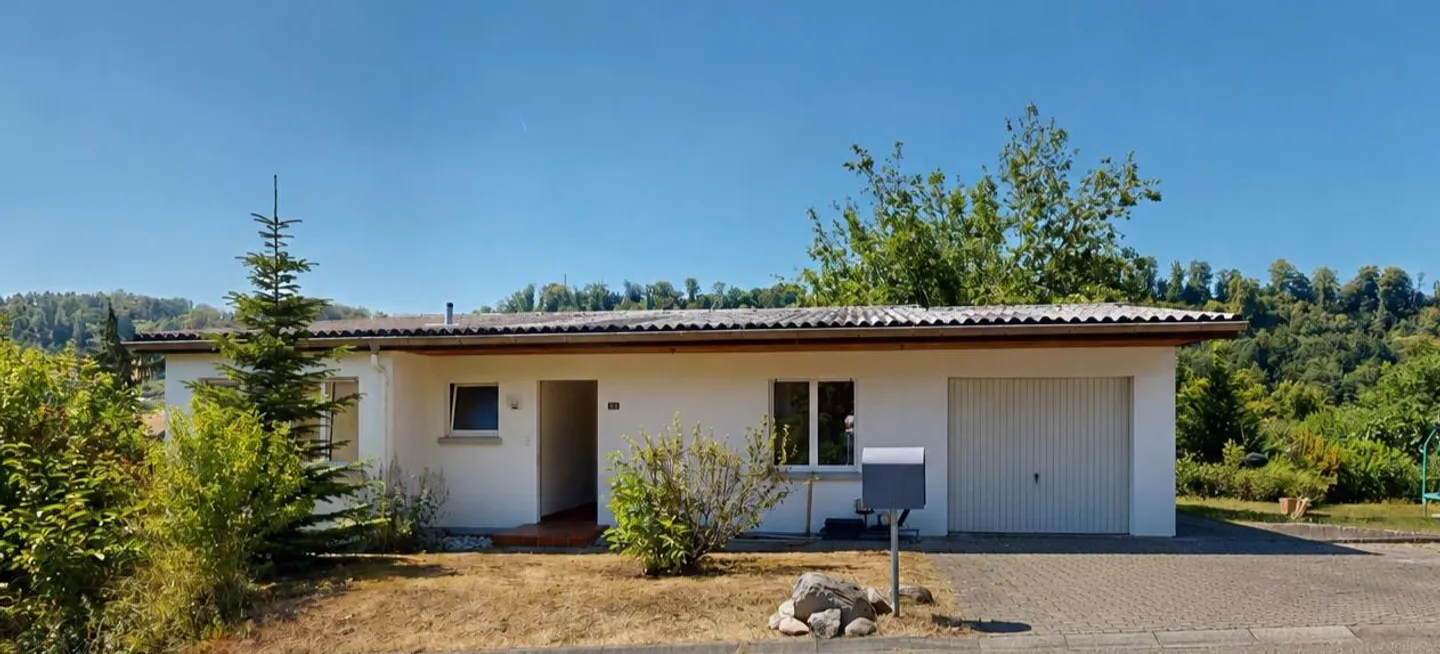 5.5-Zimmer-Einfamilienhaus mit Weitsicht an ruhiger Lage - Foto 1 von 10