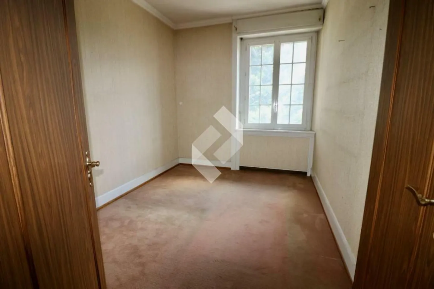 Manor House with 2 Apartments + Attic - Rare Opportunity - Photo 13 of 13