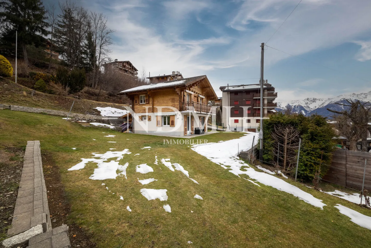 Chalet in vendita - Foto 1 di 12