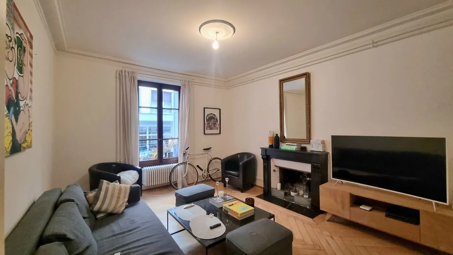 Bel appartamento haussmanniano nel quartiere della Servette - Foto 2 di 5
