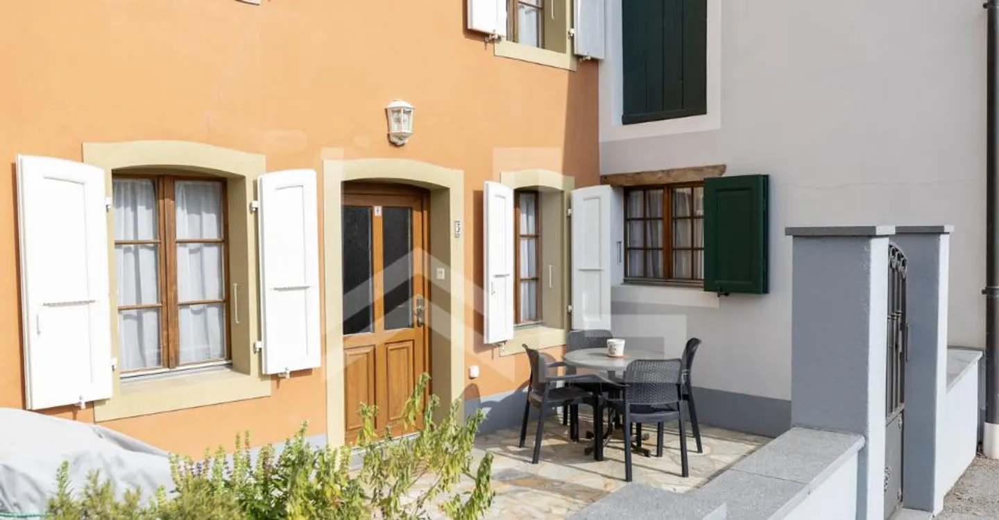 AUTENTICA CASA DI VILLAGGIO CON GIARDINO - Foto 3 di 5