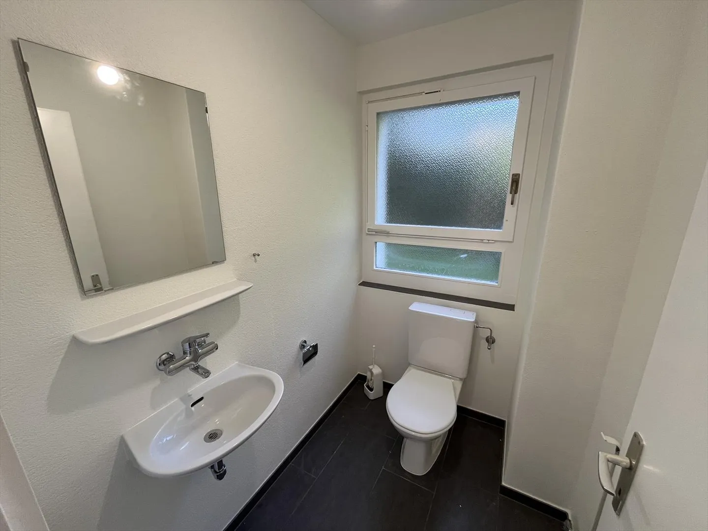 OFFERTA DI AFFITTO NETTO APPARTAMENTO 3½ STANZE AL PIANO TERRA - Foto 2 di 7