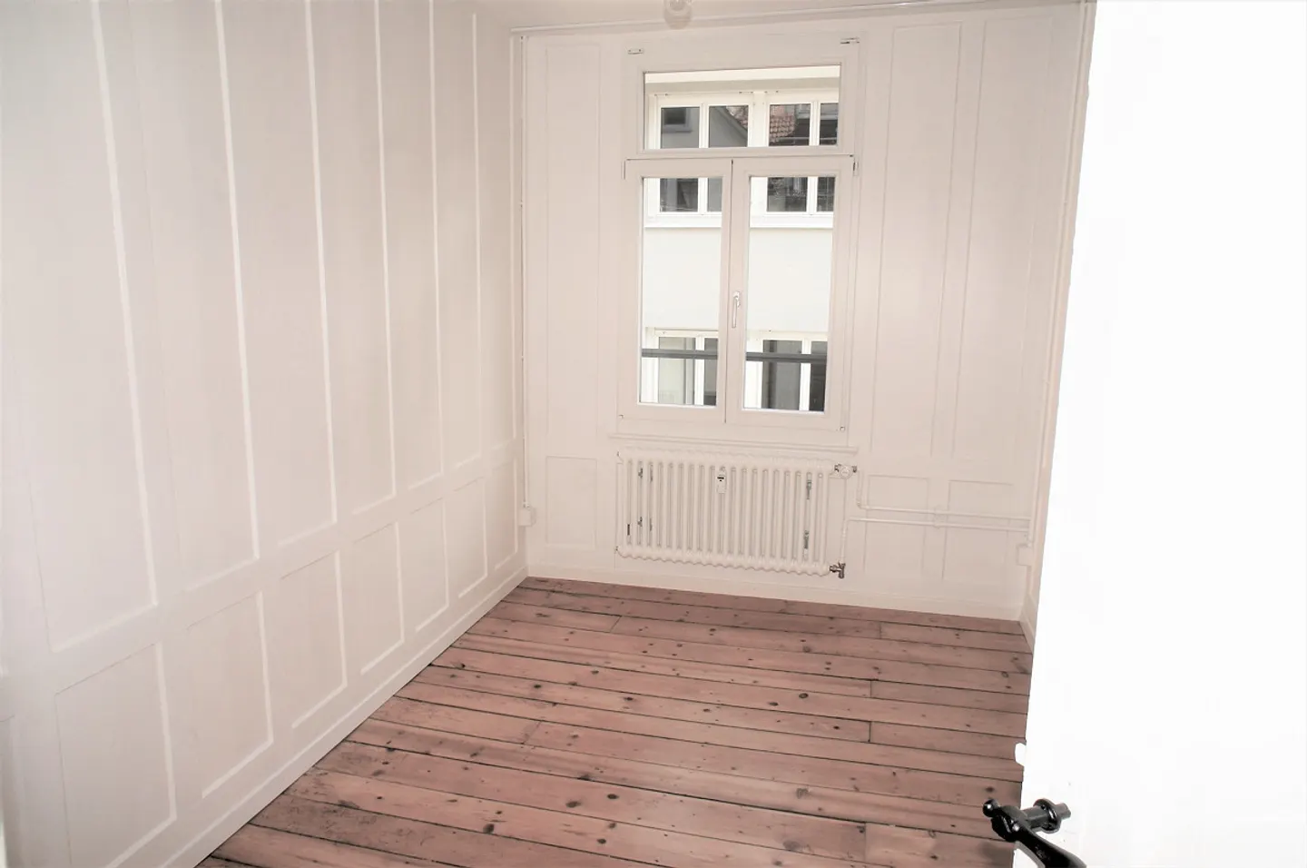 Charmante appartement de 3 pièces, entièrement rénové en 2018 - Photo 2 sur 11