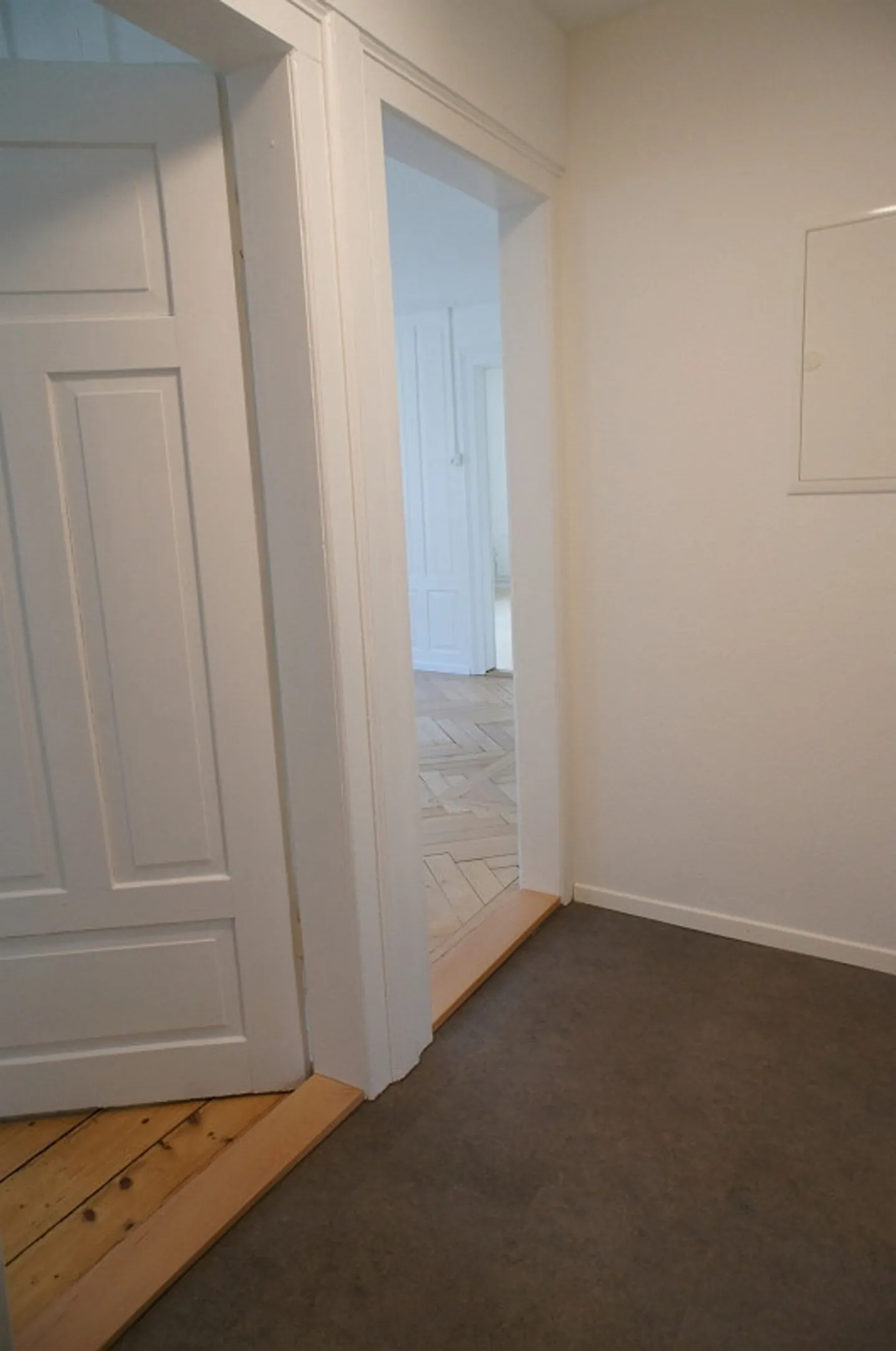 Charmante appartement de 3 pièces, entièrement rénové en 2018 - Photo 6 sur 11