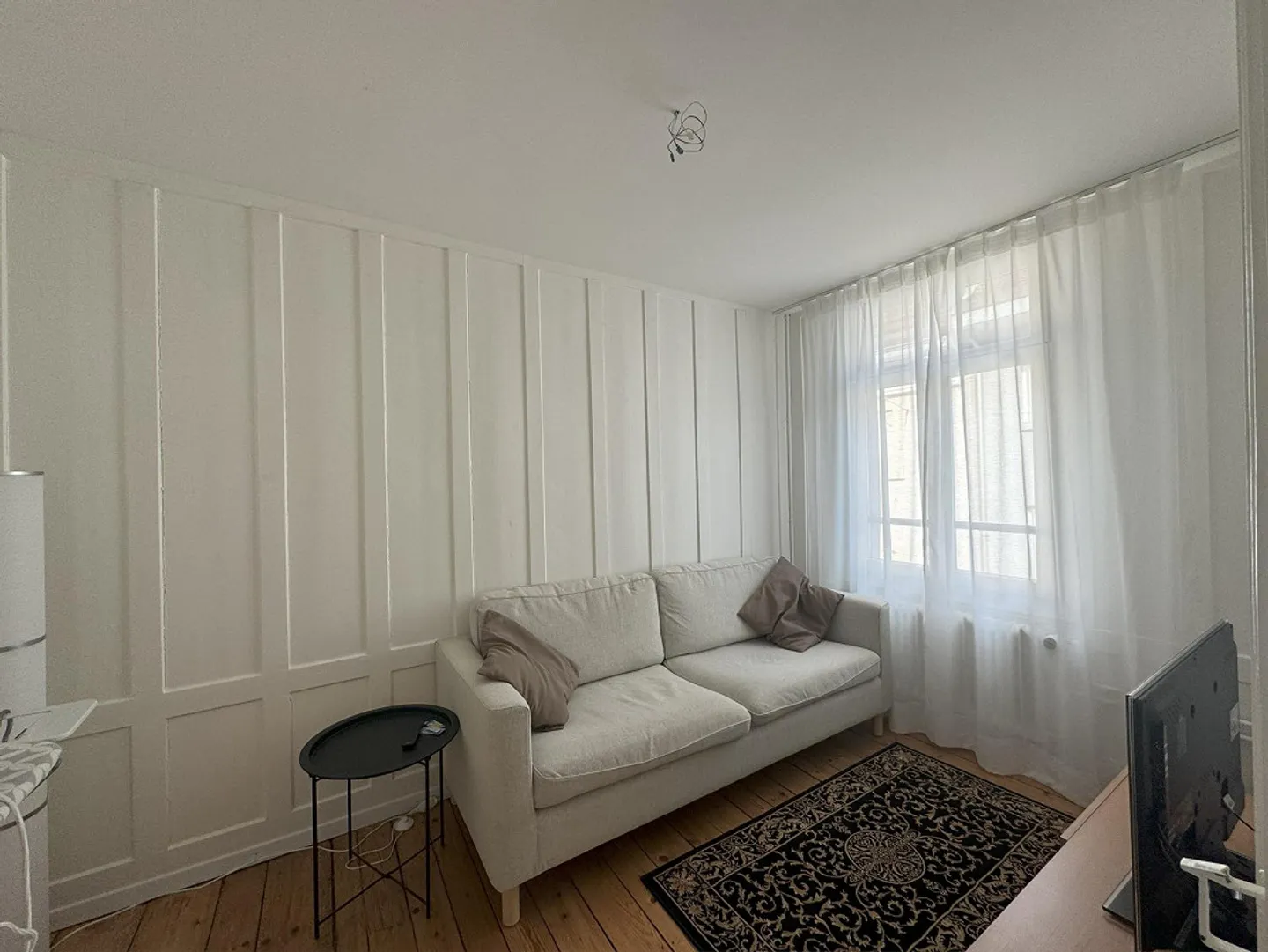 Charmante appartement de 3 pièces, entièrement rénové en 2018 - Photo 9 sur 11