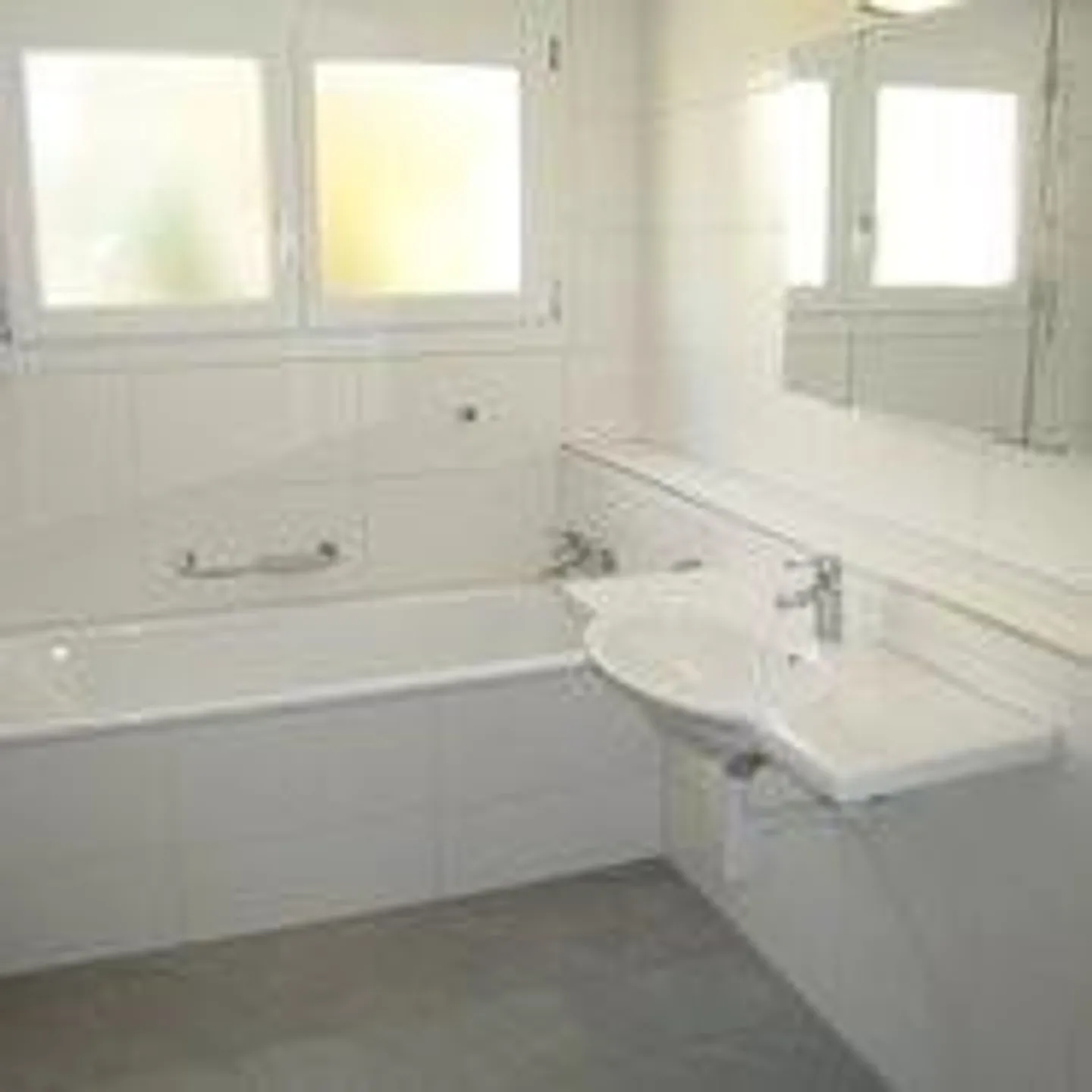 Geräumige 3.5-Zimmer Wohnung - Foto 3 von 6