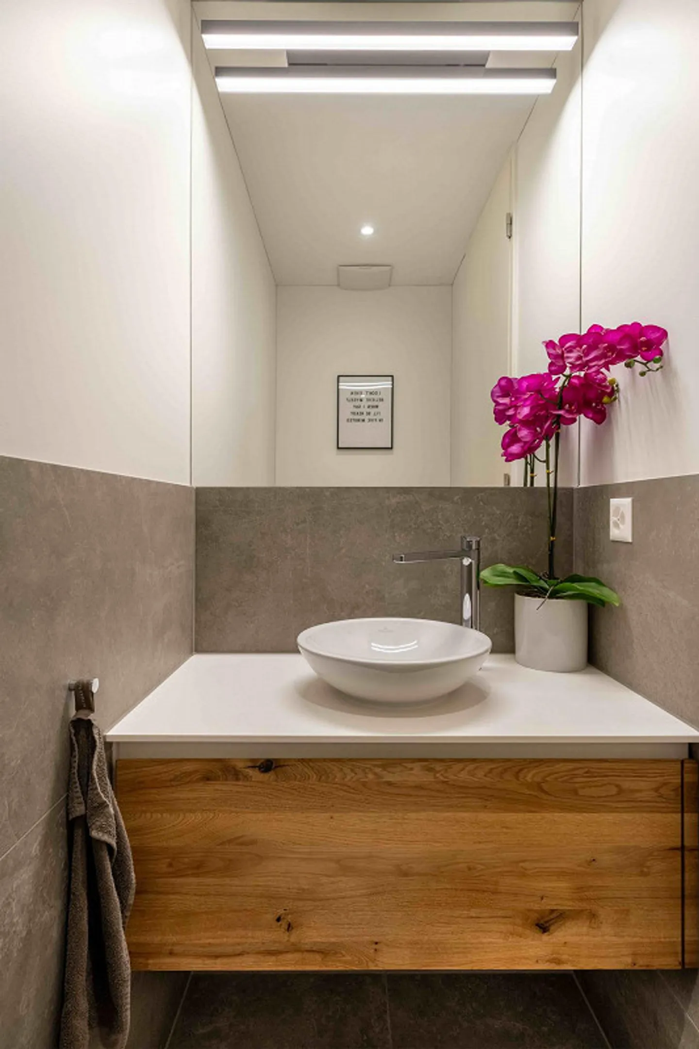 Modern 5.5-Room Corner Townhouse in a Quiet Location of Oberwil - Photo 8 of 14