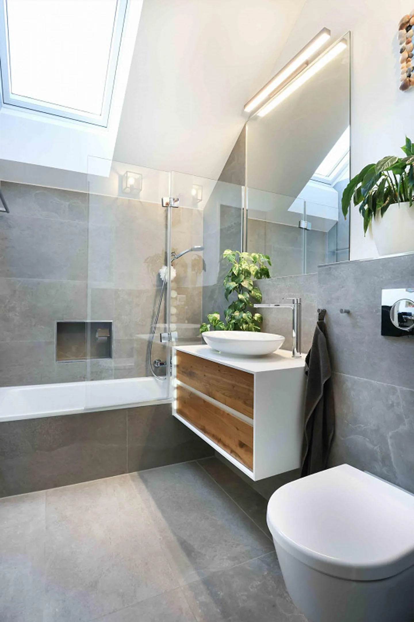 Modern 5.5-Room Corner Townhouse in a Quiet Location of Oberwil - Photo 11 of 14