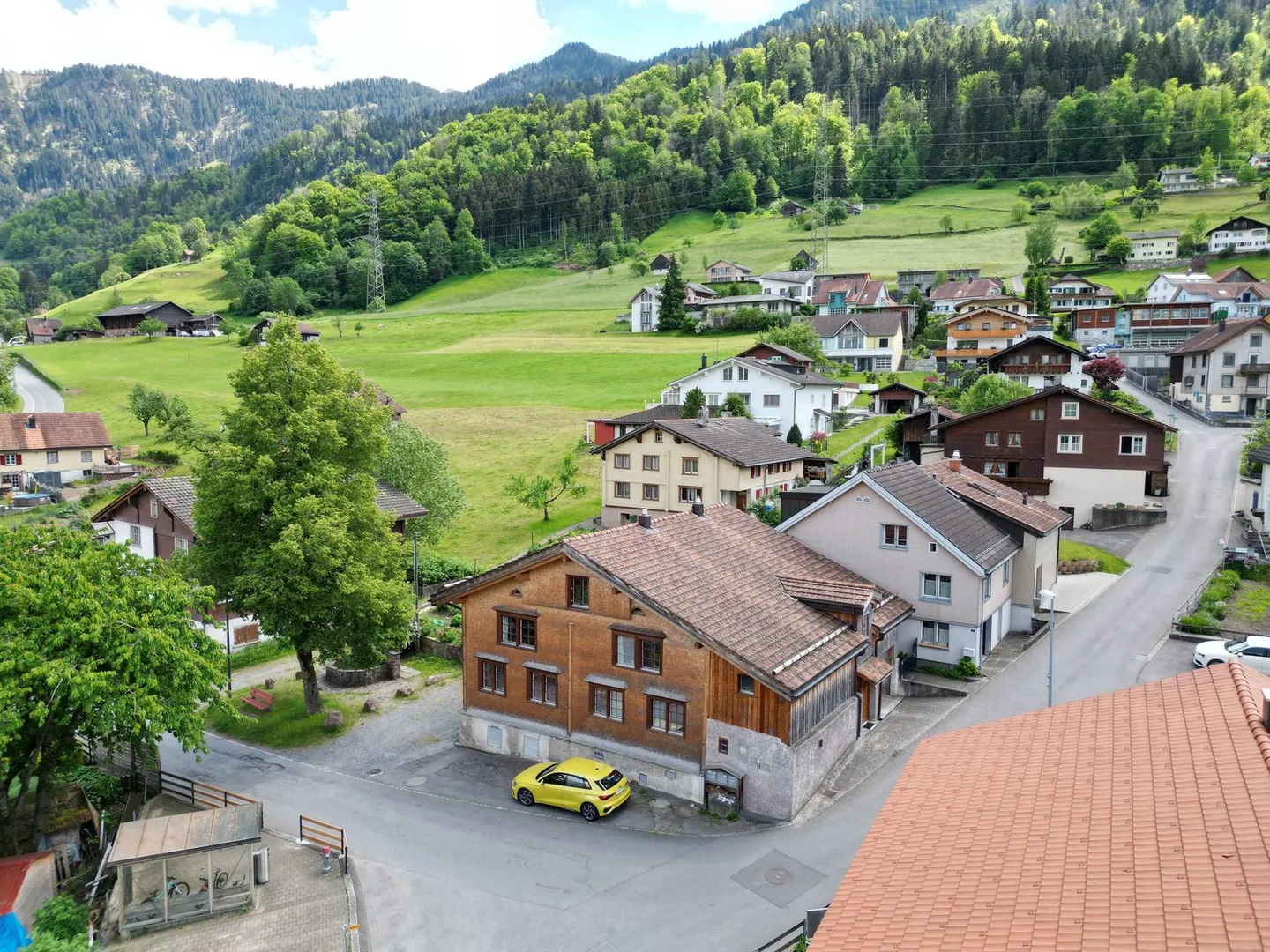 Charmante 2.5 Zimmer-Wohnung - Foto 3 von 12