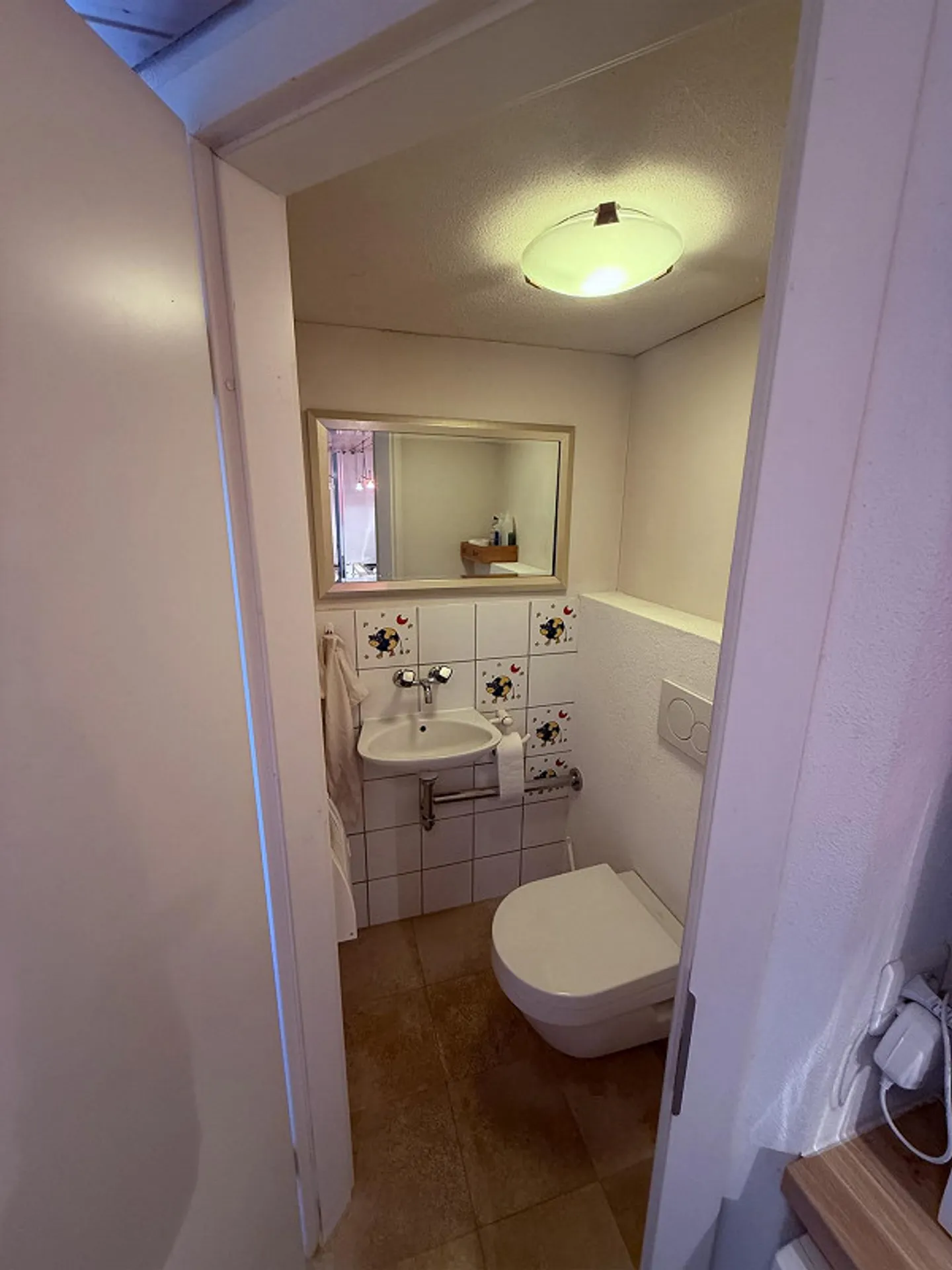 Moderno appartamento con 2 camere da letto in affitto - Foto 3 di 10