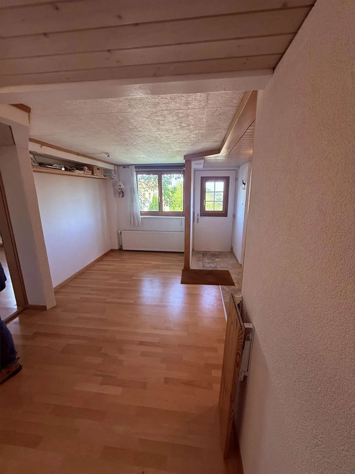 Moderno appartamento con 2 camere da letto in affitto - Foto 4 di 10