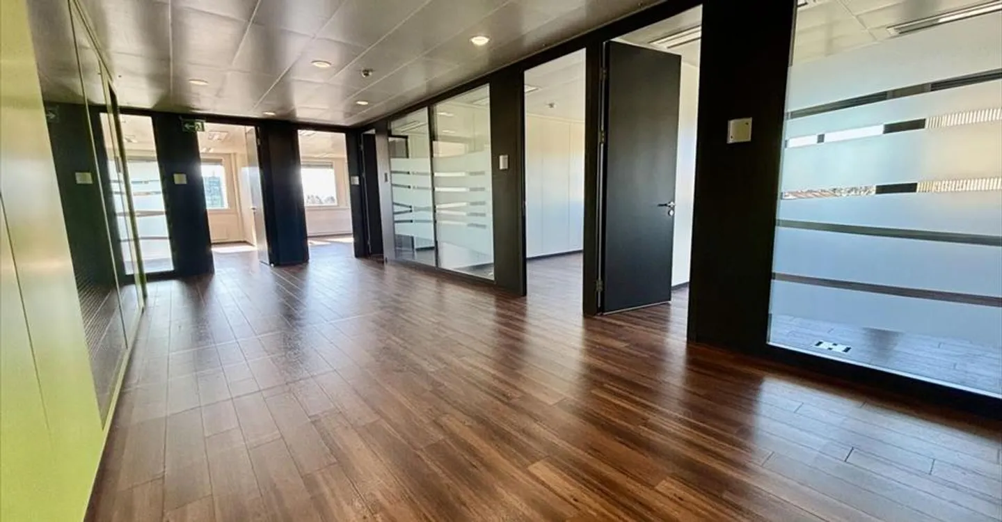 Office space for rent - Photo 11 of 11