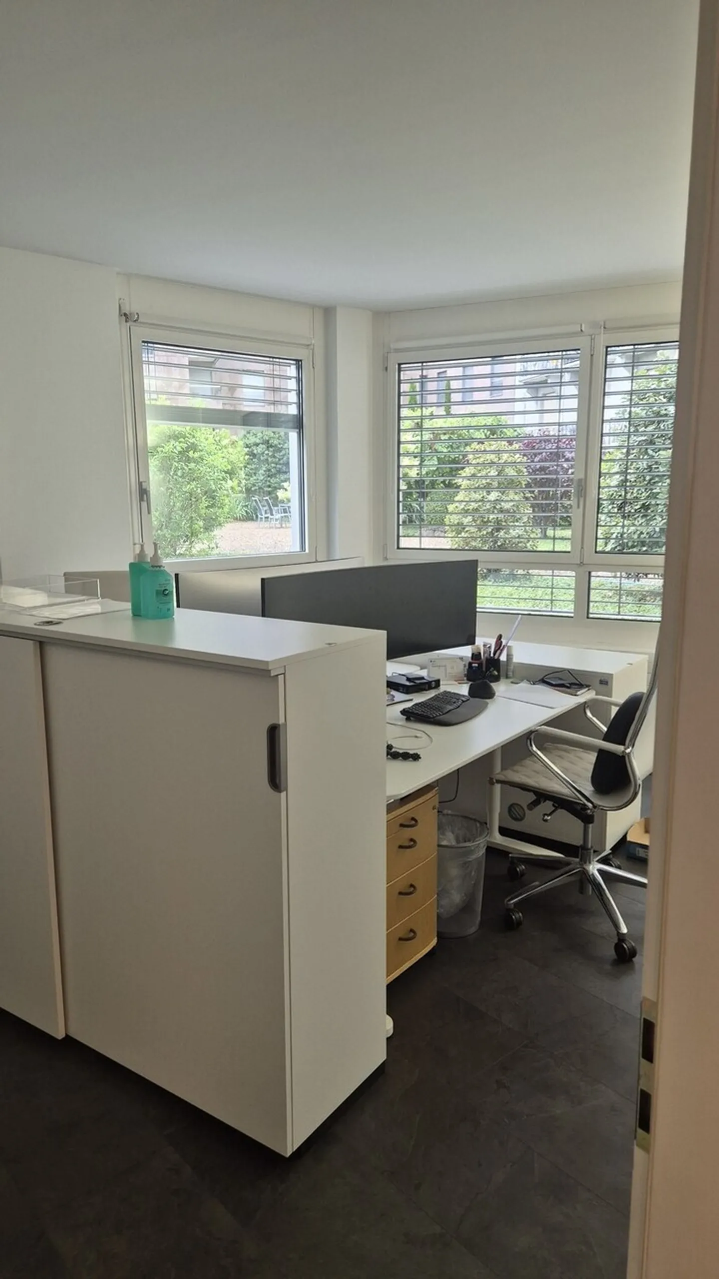 In affitto - Ufficio di 360m2 nel cuore di Montreux! - Foto 3 di 6