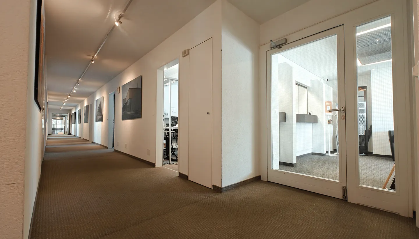 Your representative company building with office / open space / archive in Dielsdorf - Photo 4 of 5