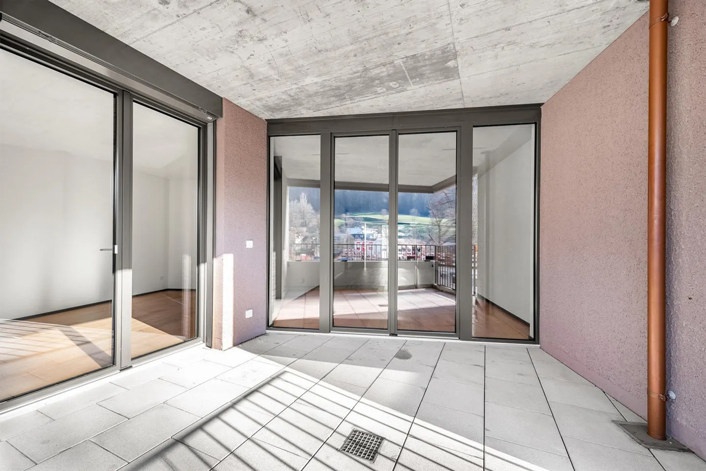 We are looking for new tenants for this beautiful apartment! - Photo 6 of 6