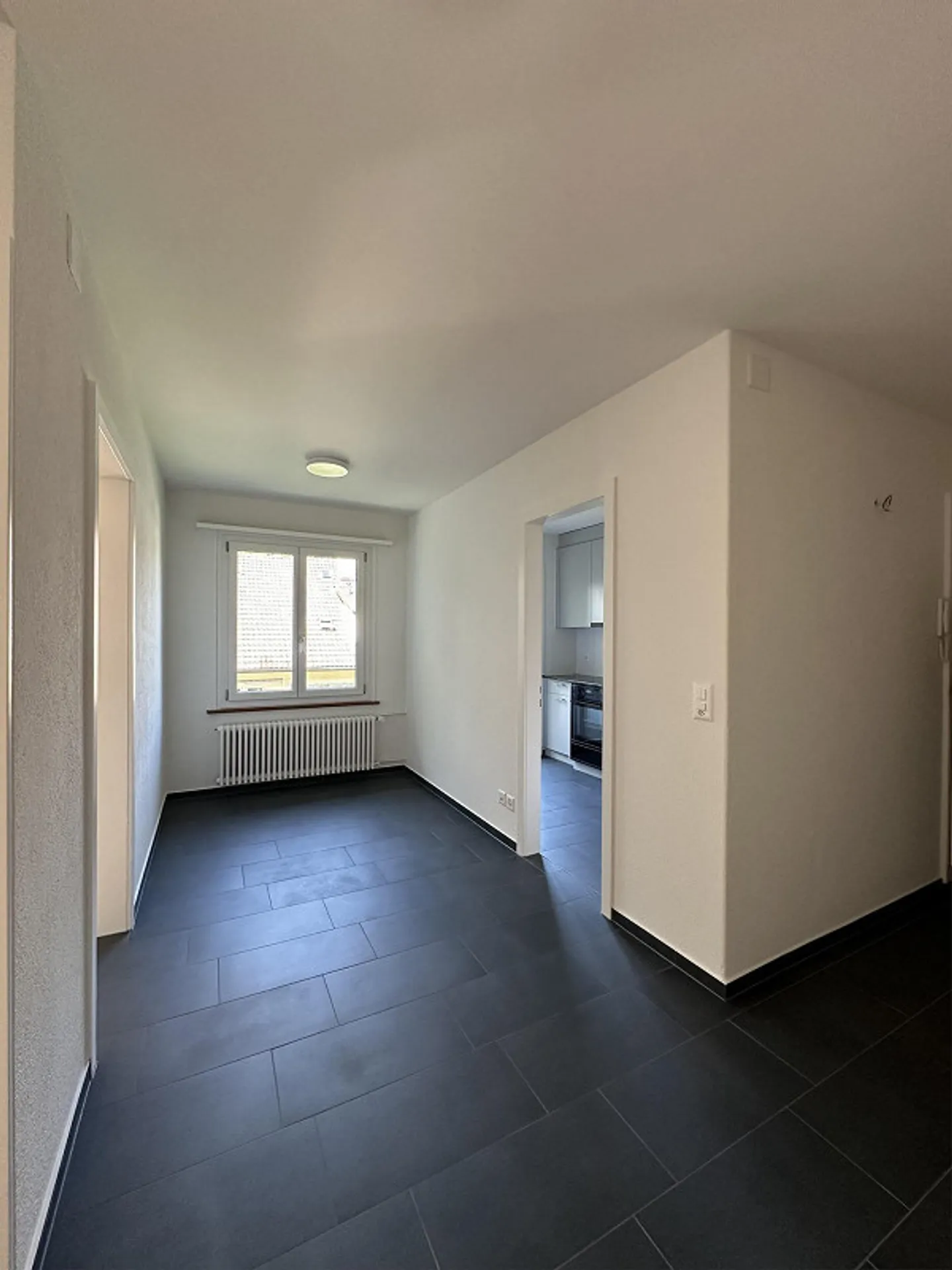 Prima occupazione dopo ristrutturazione dell'appartamento - Foto 6 di 8