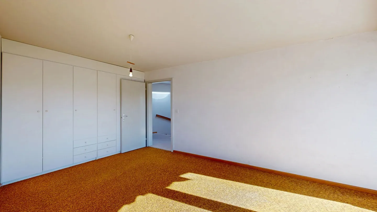 Maison semi-détachée de 4,5 pièces avec salle de loisirs et place de parking - Photo 15 sur 19