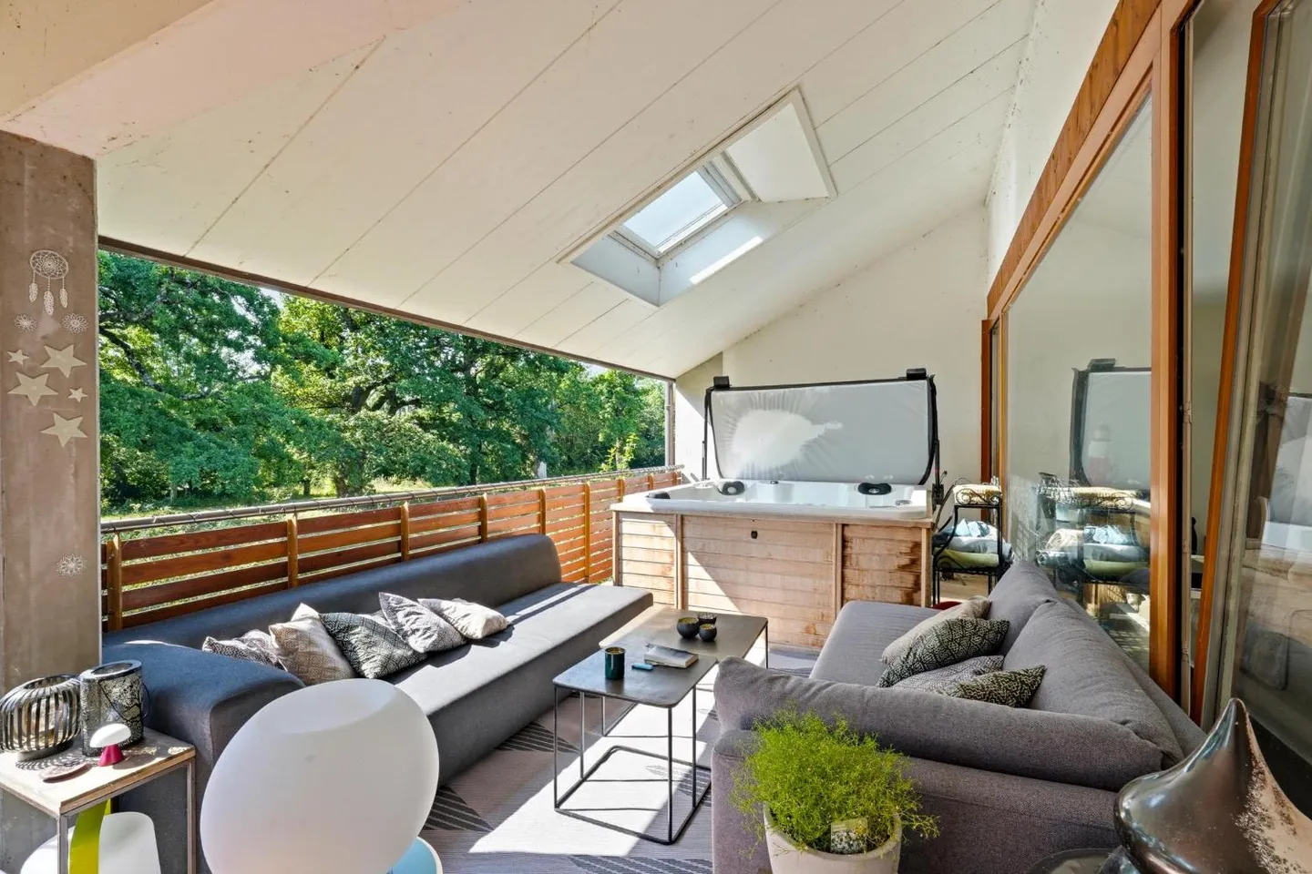 Beau duplex en attique à Bursinel - Photo 8 sur 10