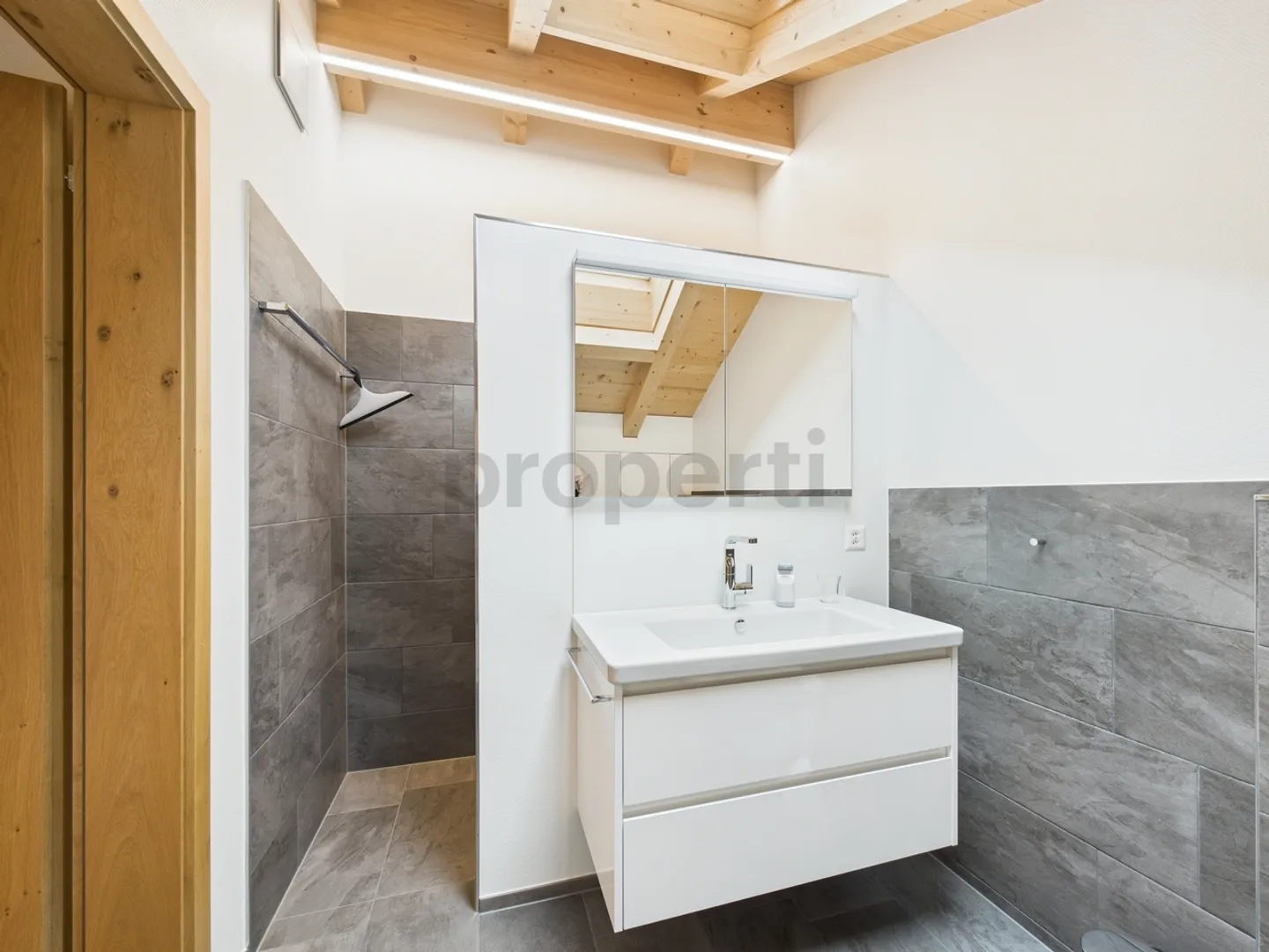 Gemütliche 4.5-Zimmer Einfamilienhaus in Gonten - Foto 9 von 13