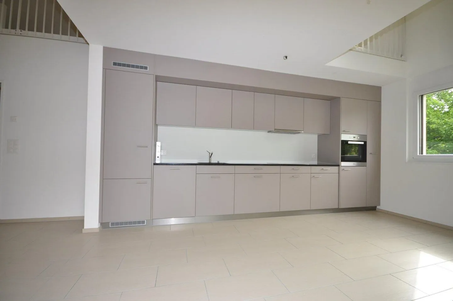 Modern Living at Ergolz - Modern Apartment with Gallery - Photo 2 of 9