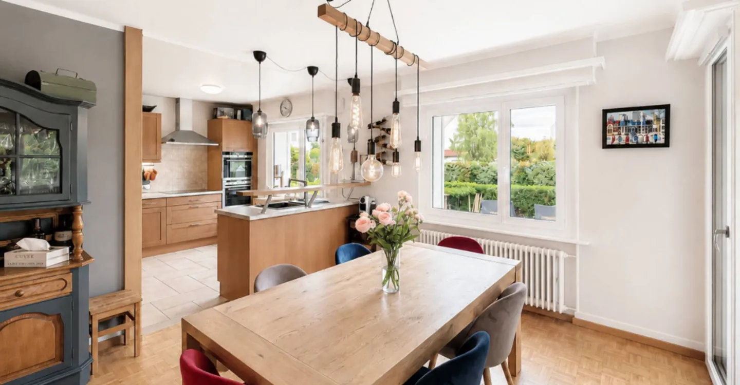 Individual villa with independent studio - Photo 3 of 13