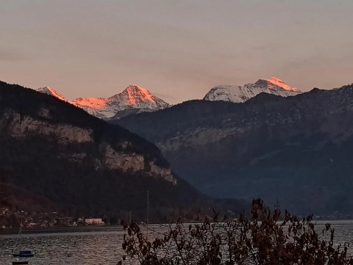 Appartamento direttamente sul lago di Thun - Foto 11 di 12