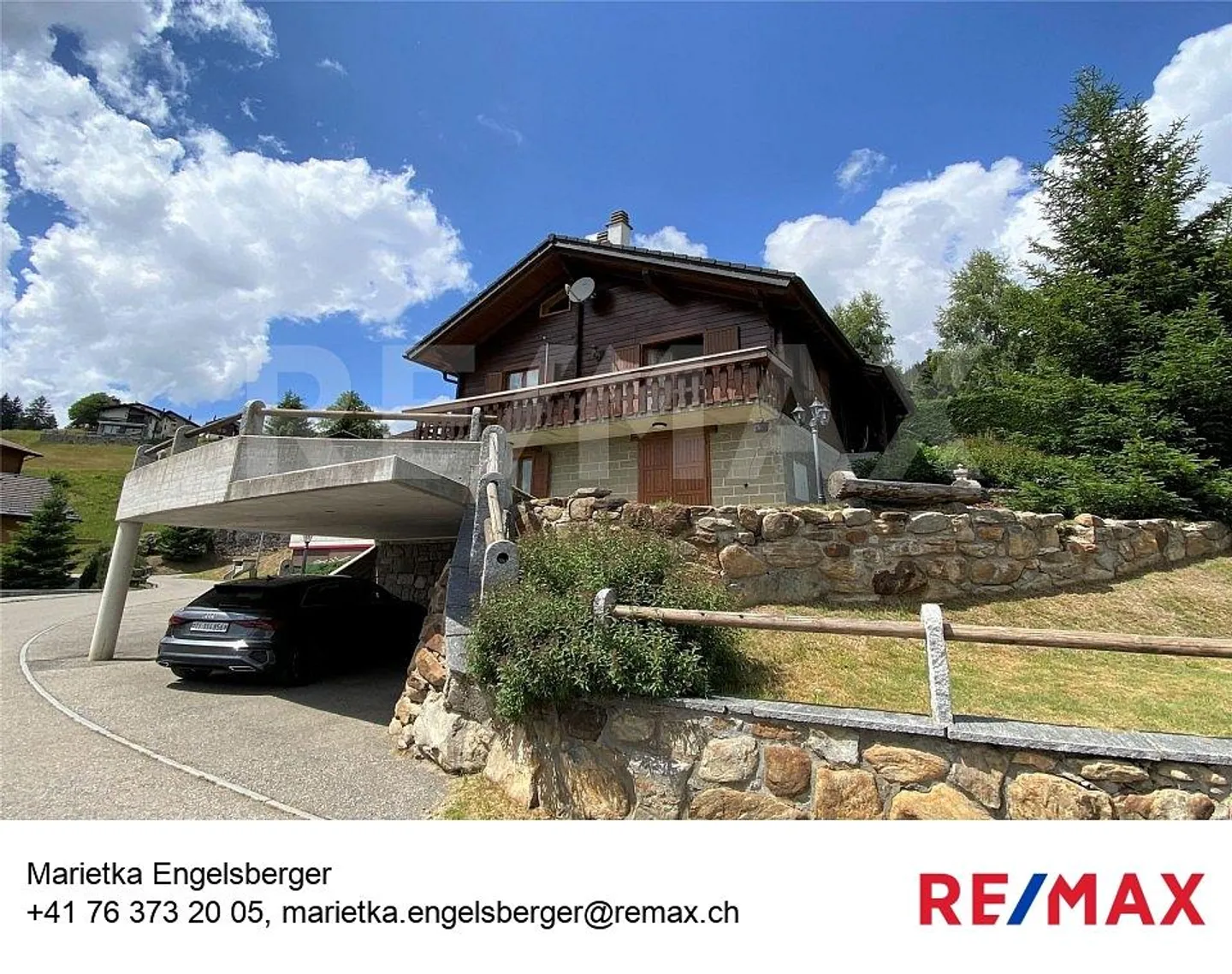 Chalet mit Panoramablick - Foto 1 von 11