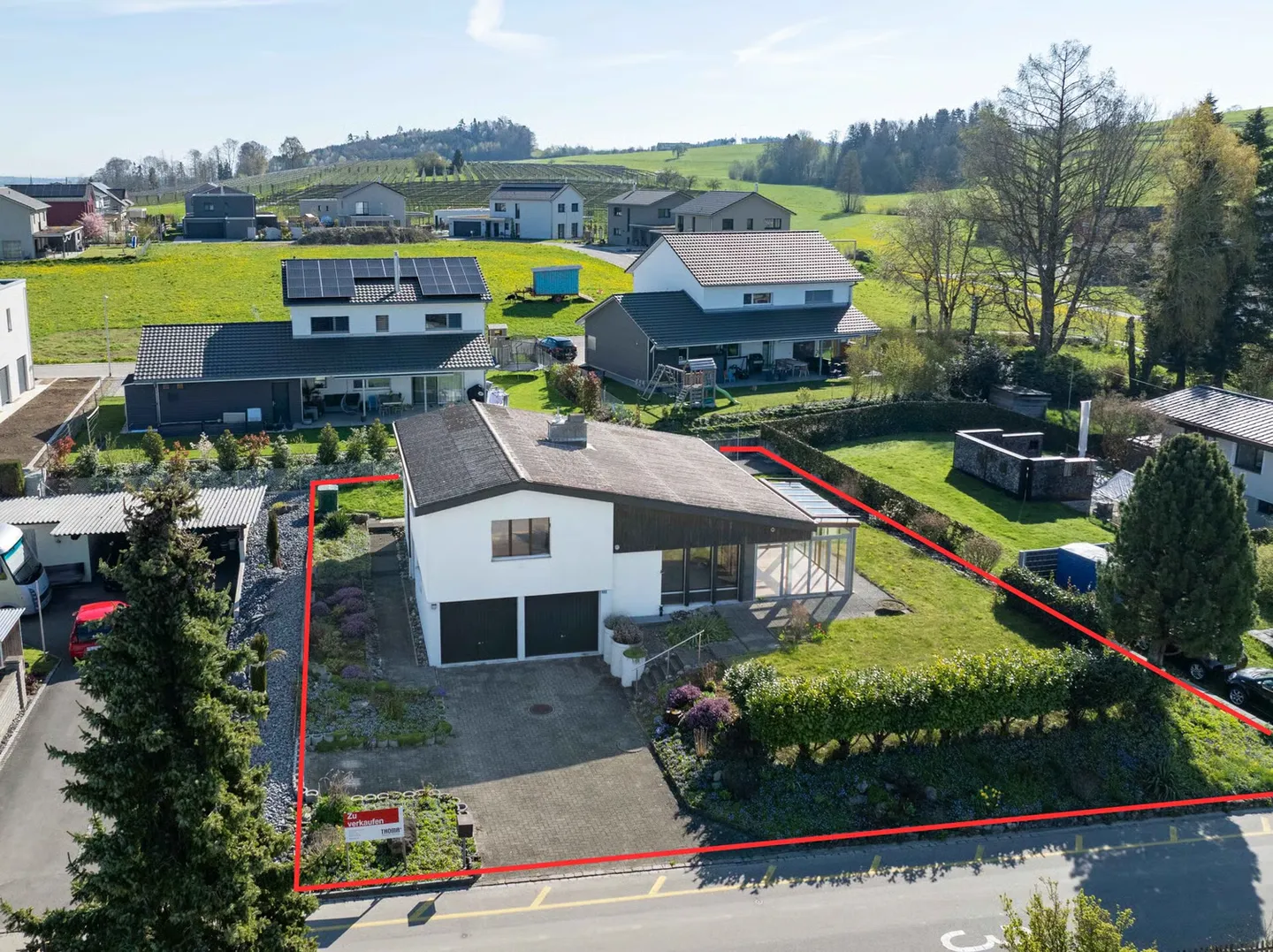 Maison individuelle de 6,5 pièces dans un emplacement très calme - Photo 1 sur 11