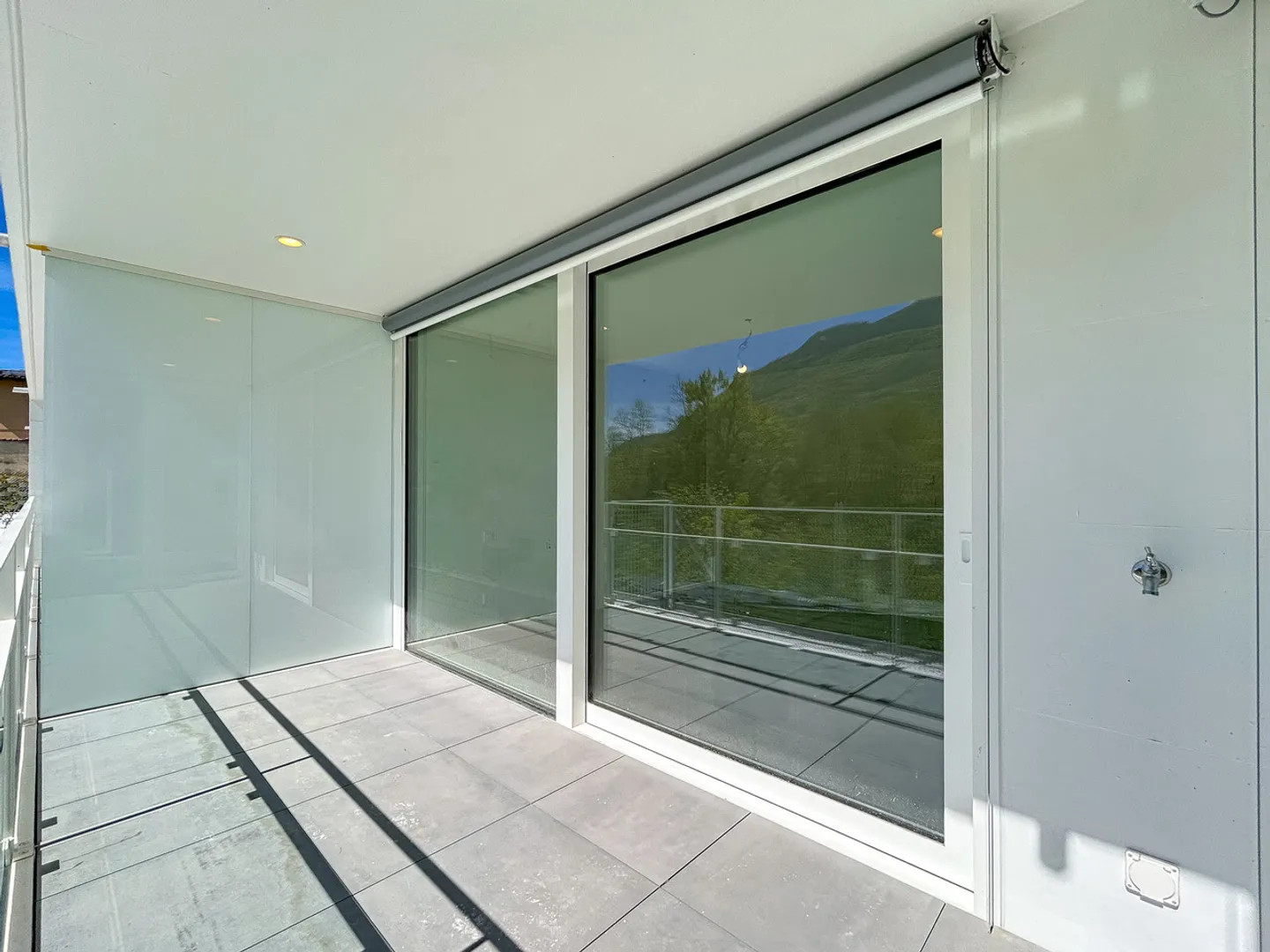 Moderne 2,5 Zimmer mit Garten in Dino - Foto 8 von 9