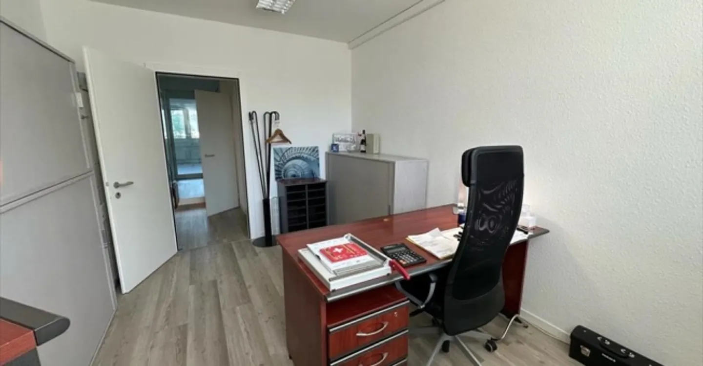 Office - Photo 1 of 2