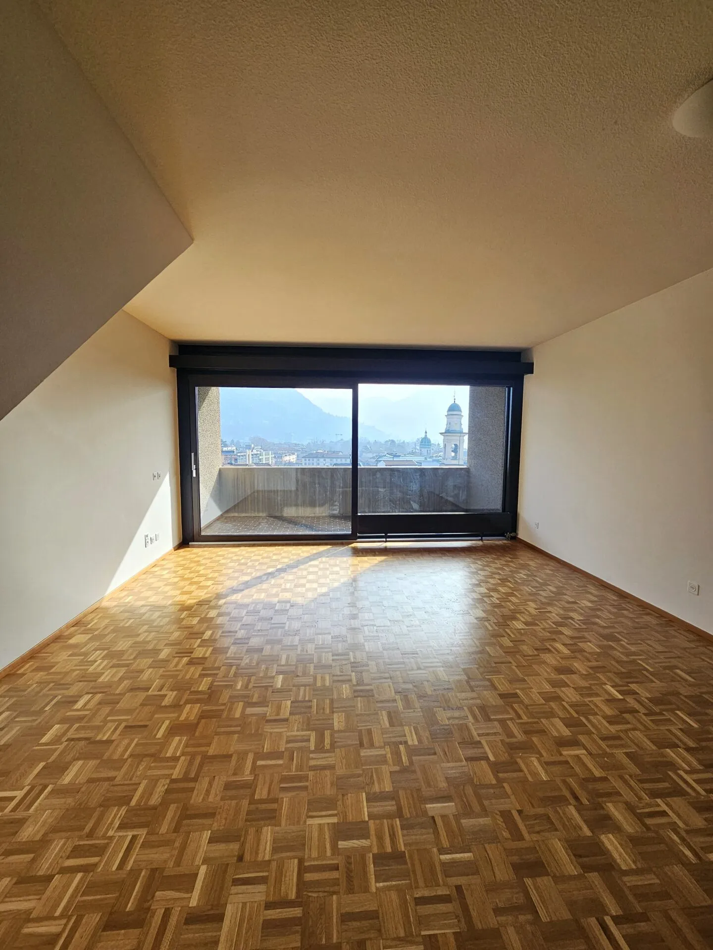 3,5-Zimmer-Duplex mit Seeblick - Foto 2 von 10