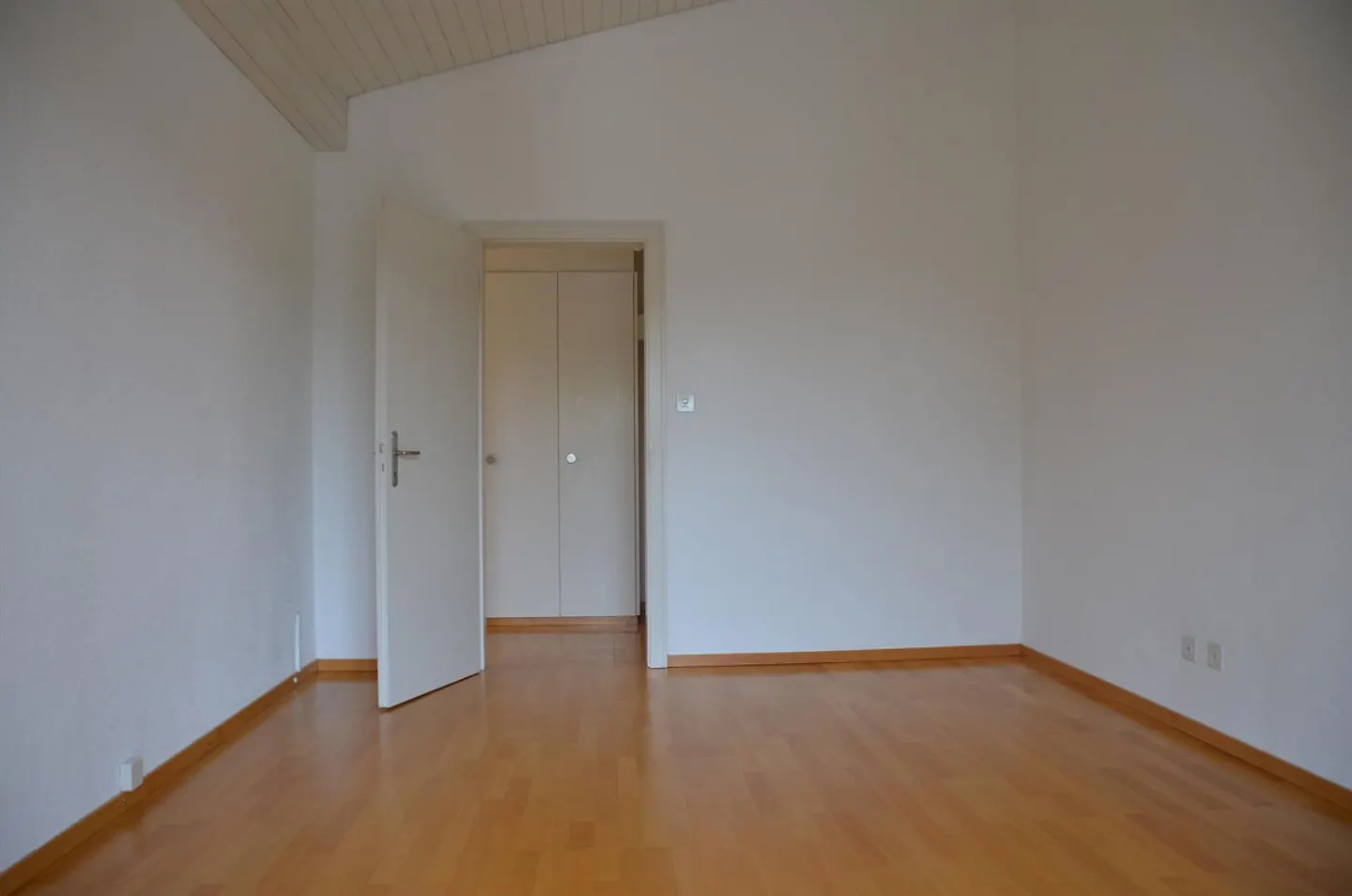 Grosszügige Dachwohnung mit Balkonen - Foto 11 von 19