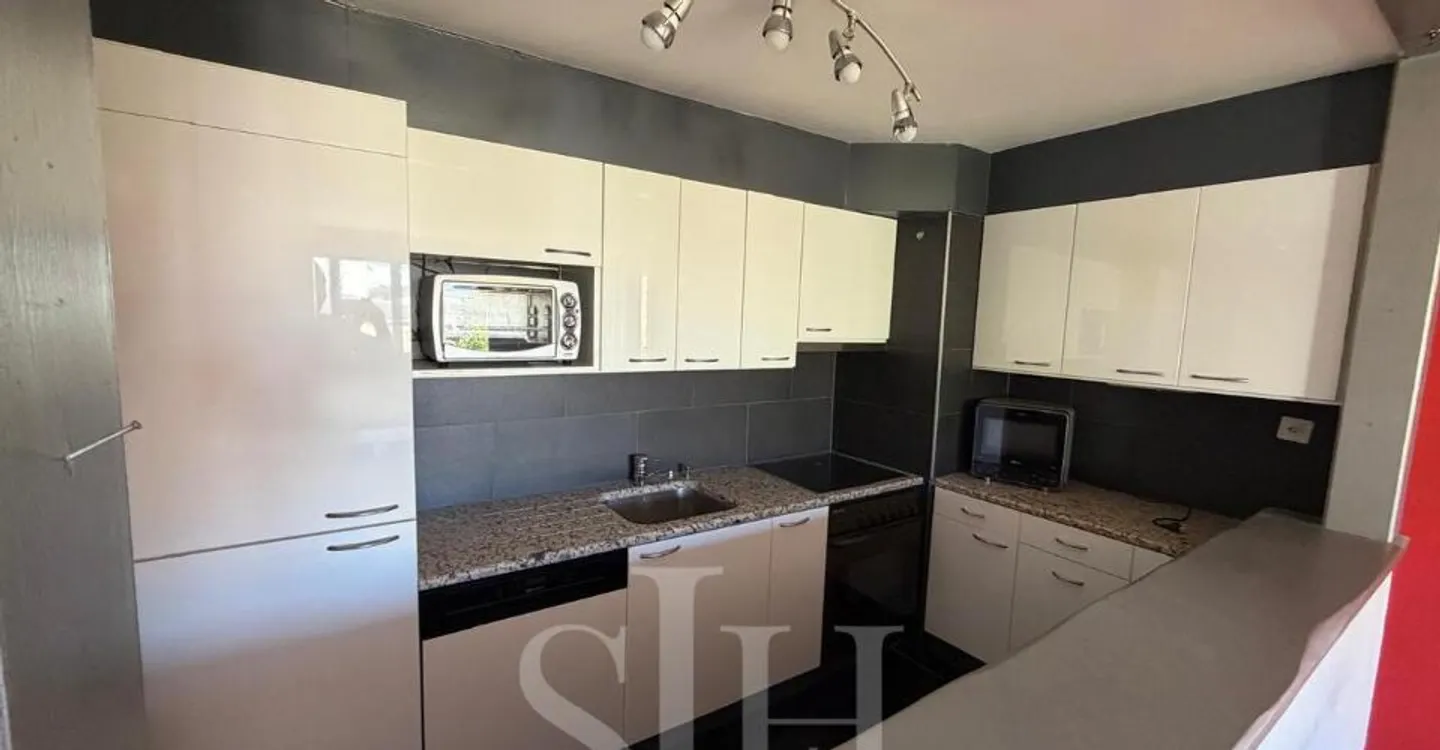 Riviera - Appartamento con bei volumi e vista libera - Foto 6 di 11