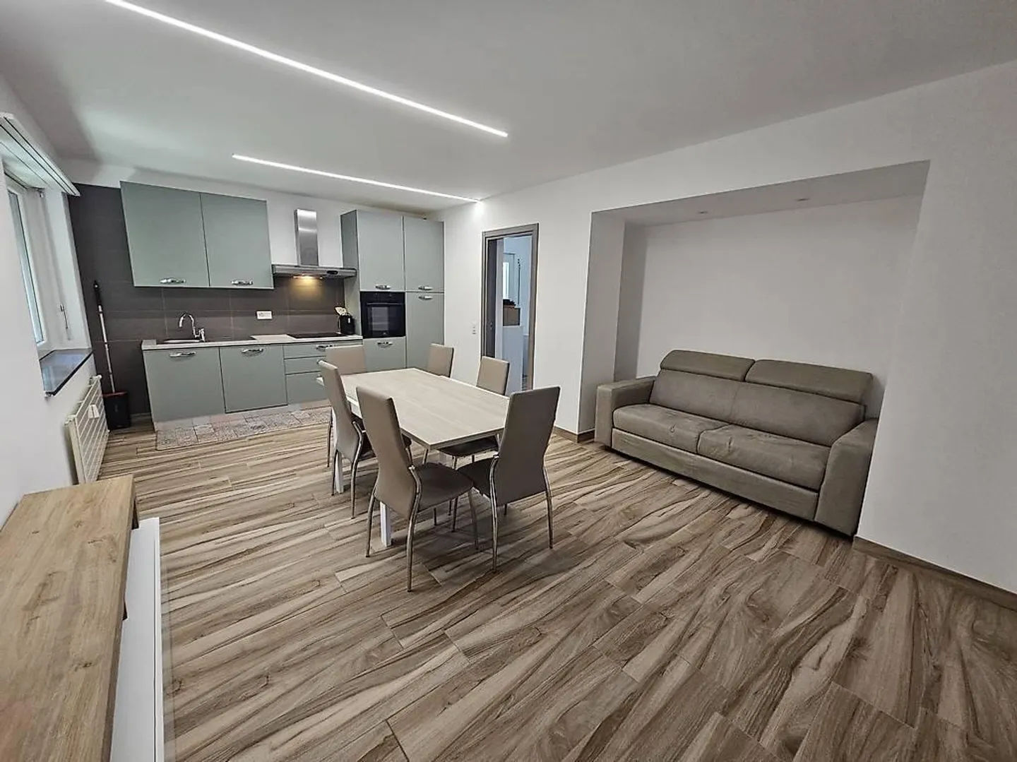 Appartamento spazioso con giardino - Foto 1 di 1