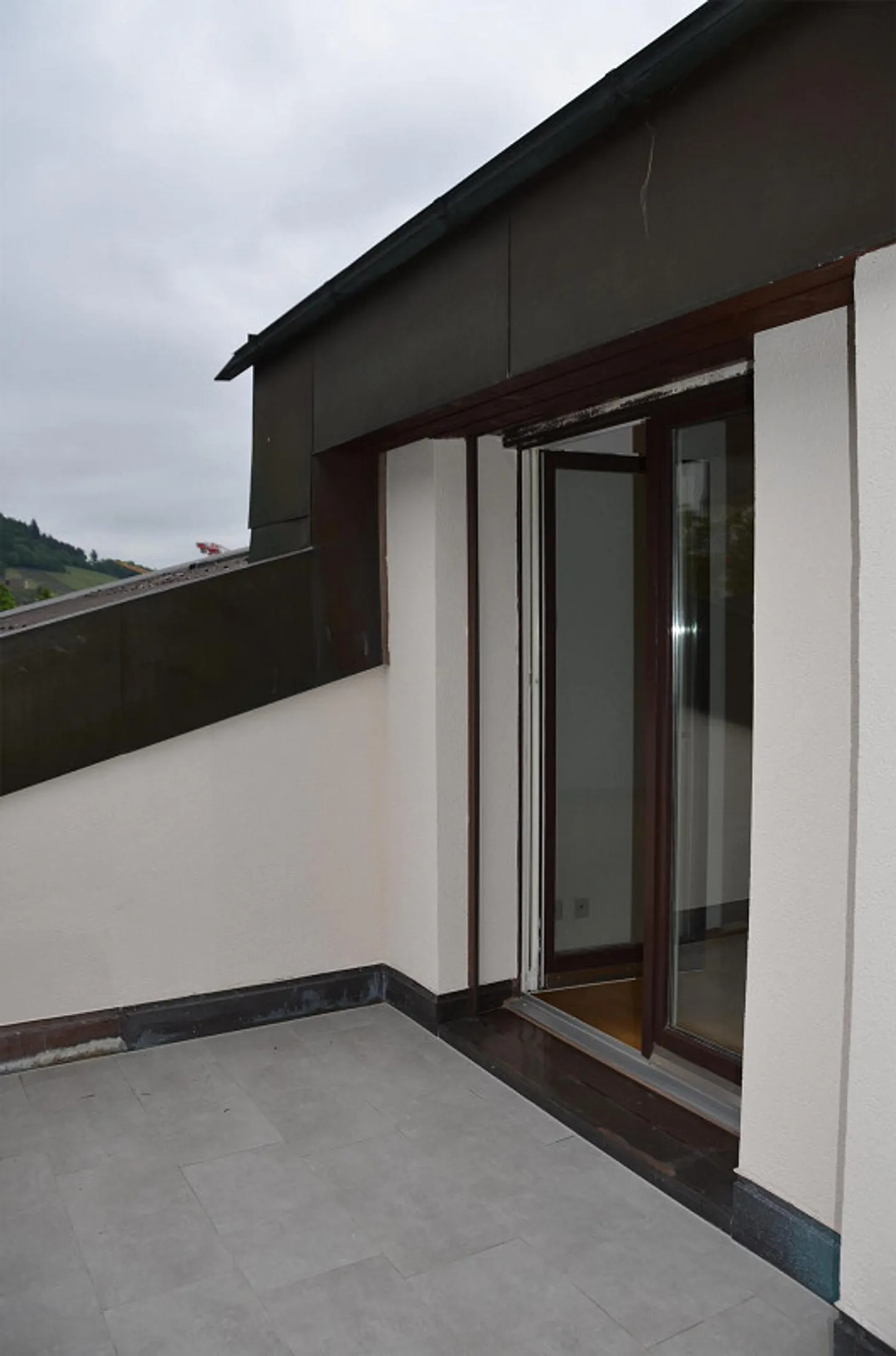 Grosszügige Dachwohnung mit Balkonen - Foto 12 von 19