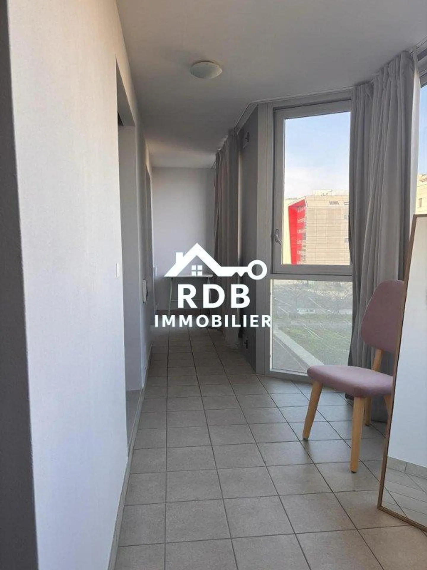 Appartement spacieux de 6 pièces à Genève - Photo 7 sur 9