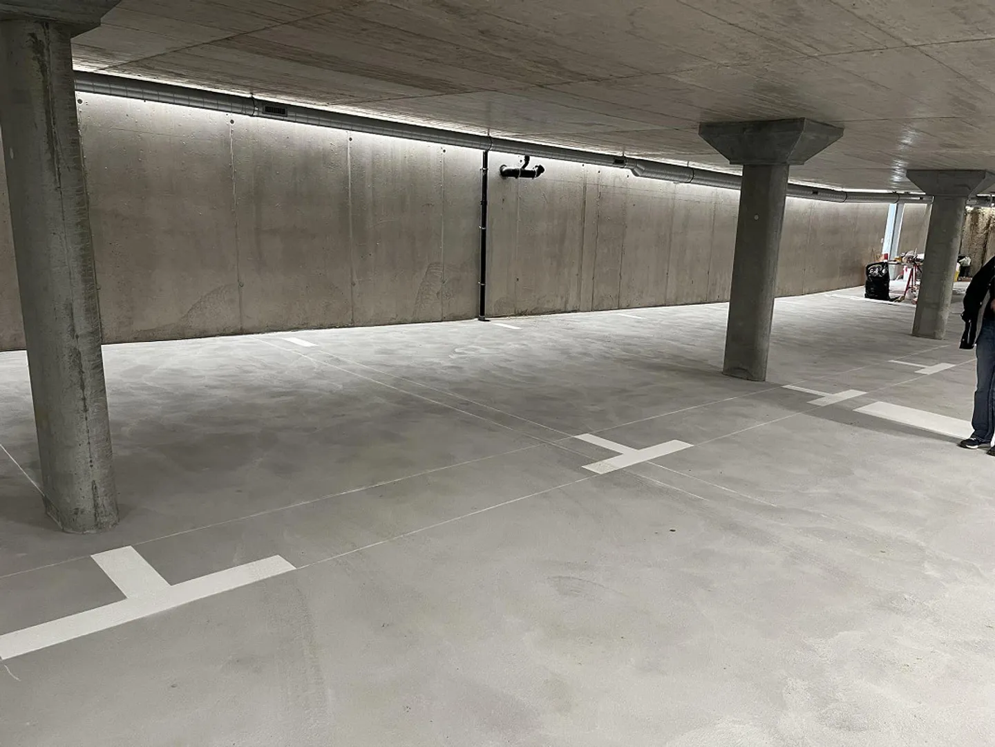 Posto auto sotterraneo nel centro di Frick - Foto 2 di 5