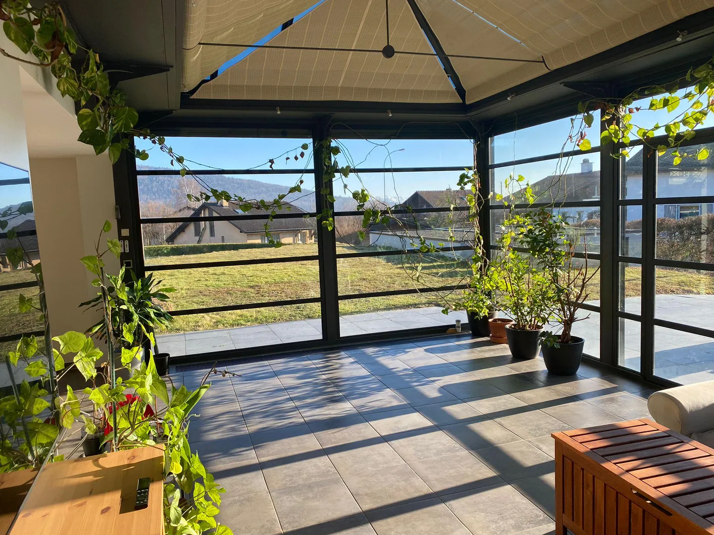 Geräumiges Familienhaus mit Garten - Foto 7 von 17