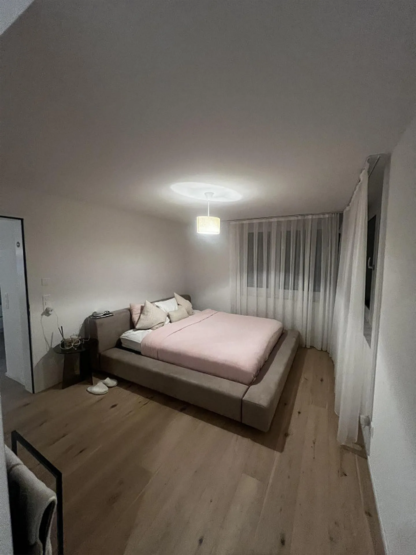 Appartement lumineux et moderne de 3,5 pièces - Photo 2 sur 23
