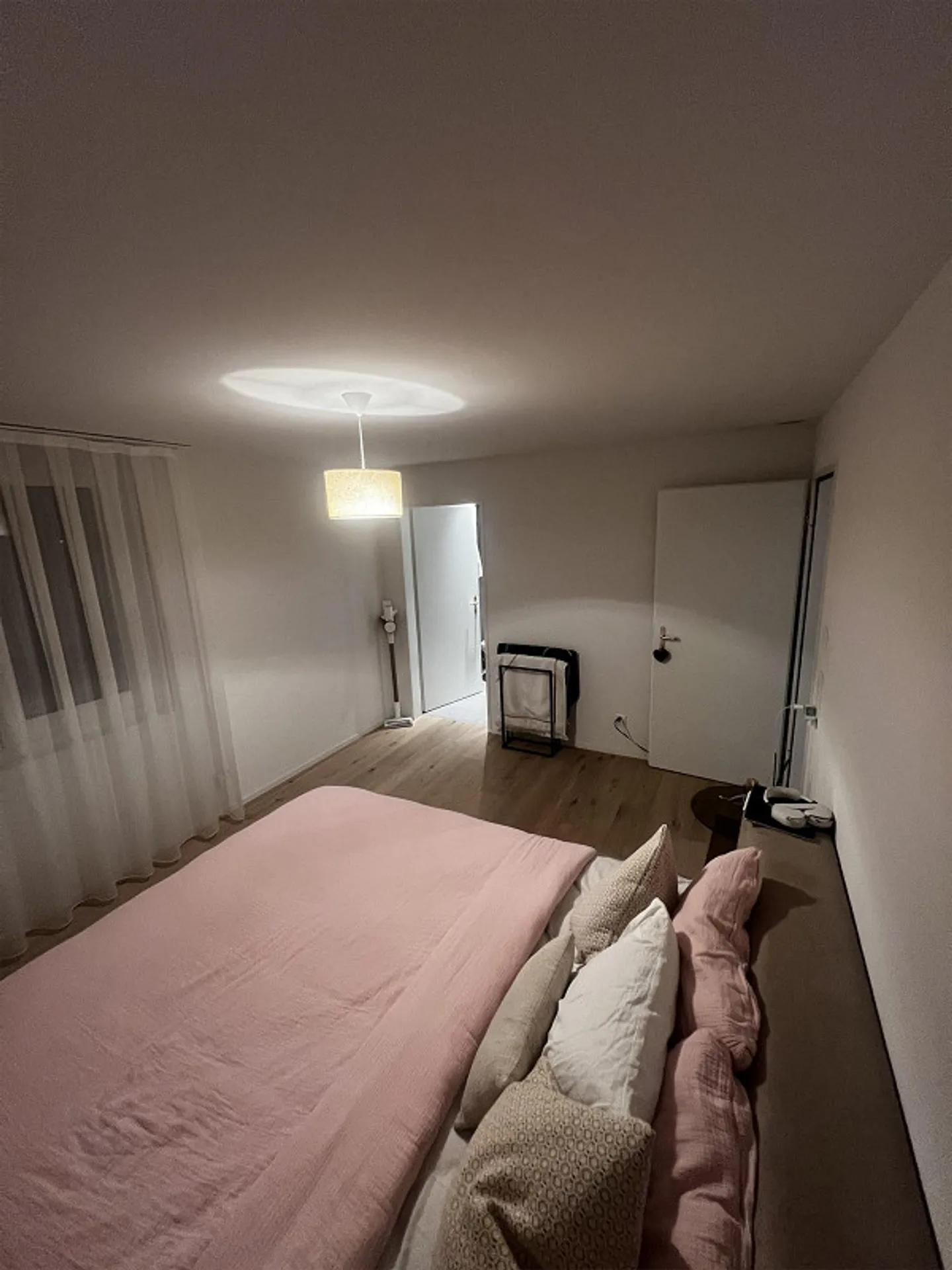 Appartement lumineux et moderne de 3,5 pièces - Photo 3 sur 23