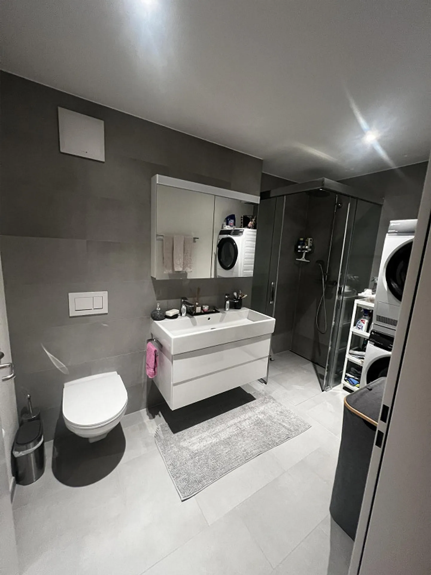 Appartement lumineux et moderne de 3,5 pièces - Photo 4 sur 23