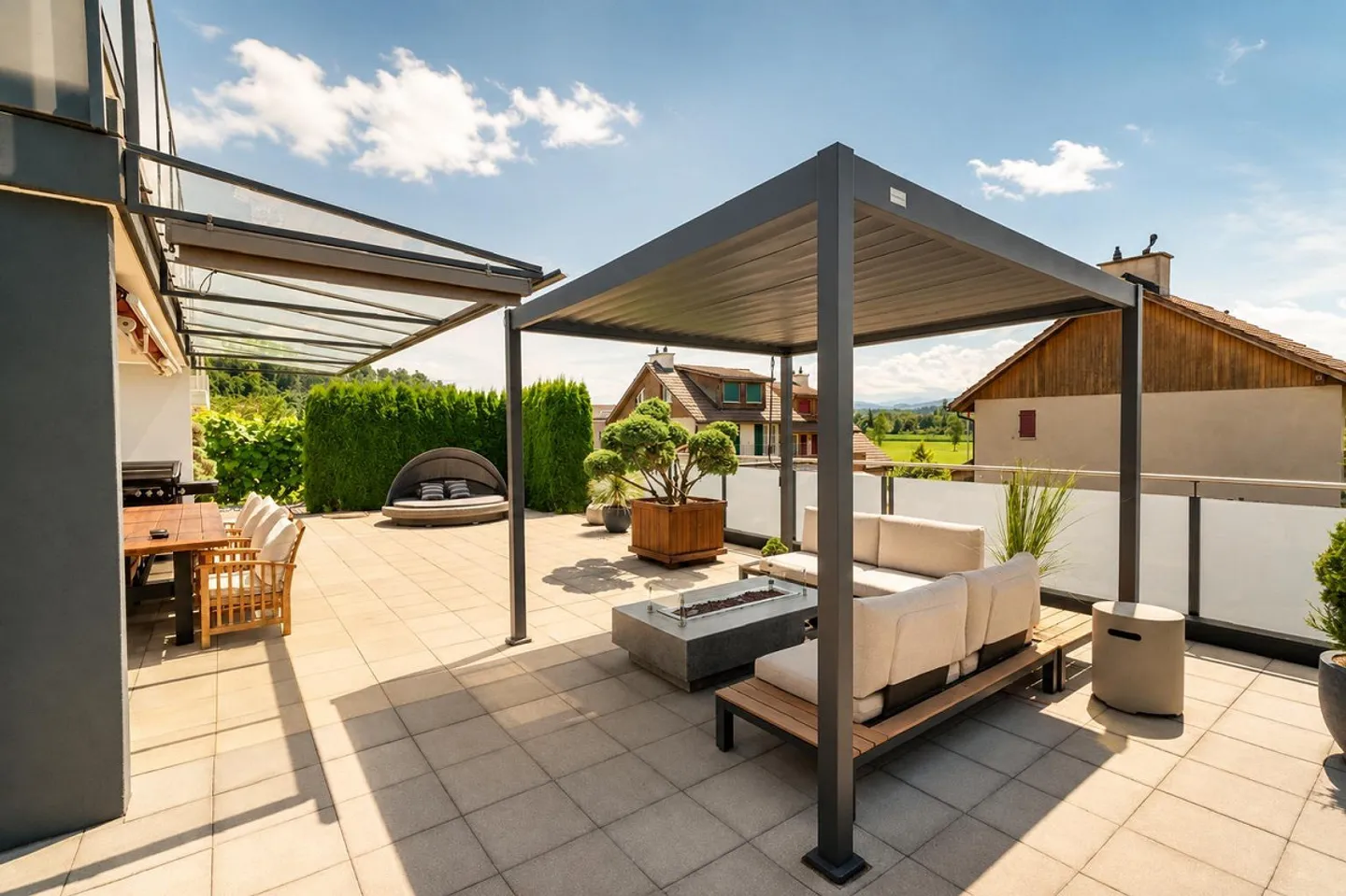 Luxury Without Compromise - Photo 17 of 18