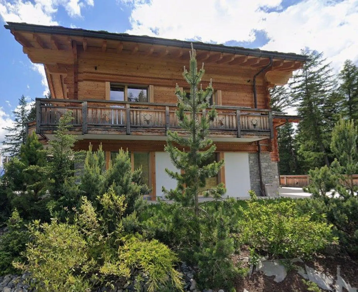Chalet de Luxe en Emplacement Privilégié - Photo 3 sur 13