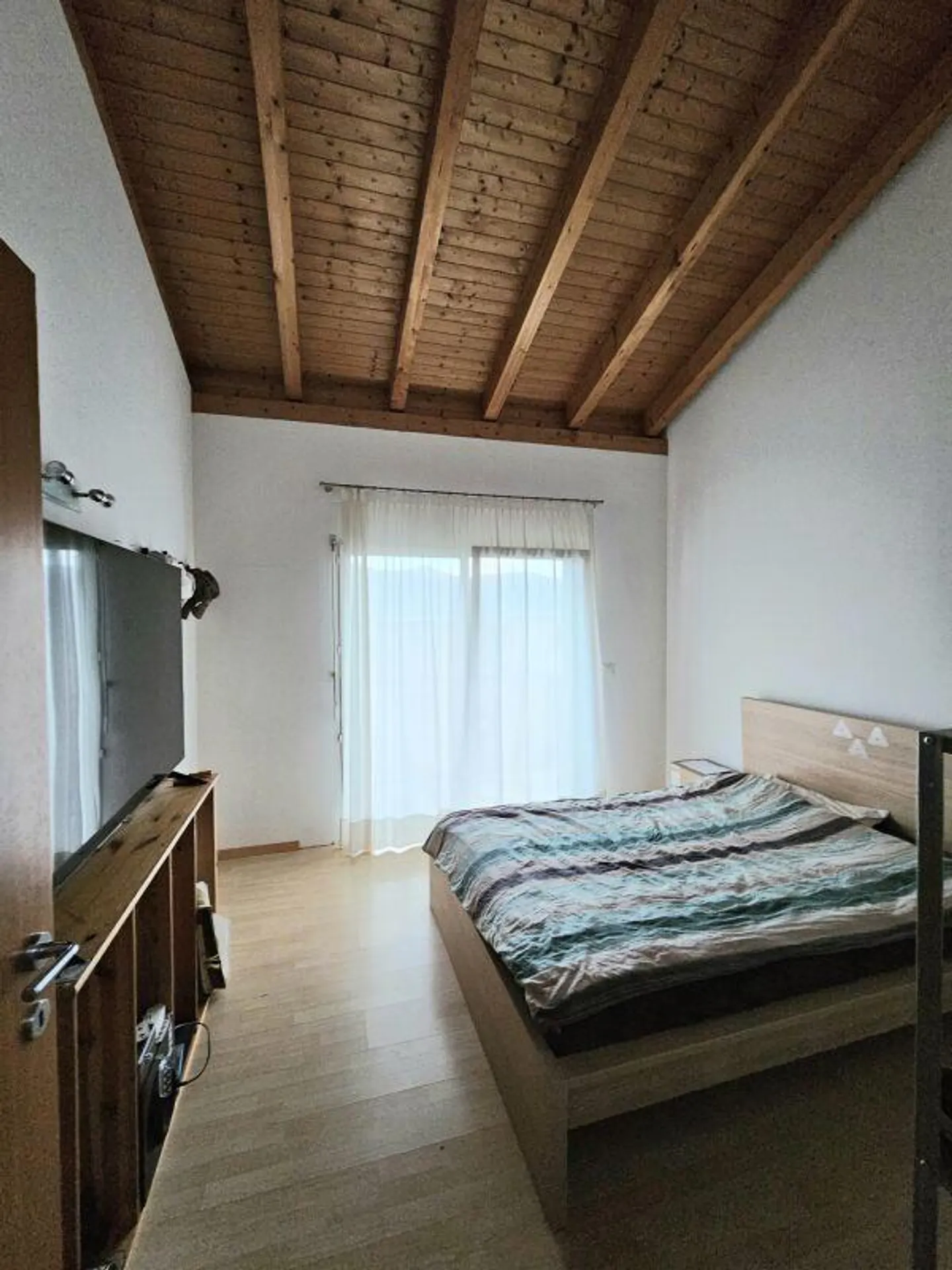 Spaziosa casa unifamiliare a Galbisio - Foto 15 von 20