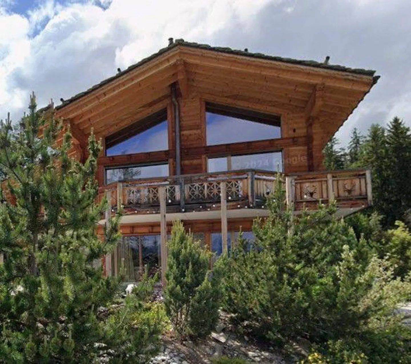 Chalet de Luxe en Emplacement Privilégié - Photo 1 sur 13