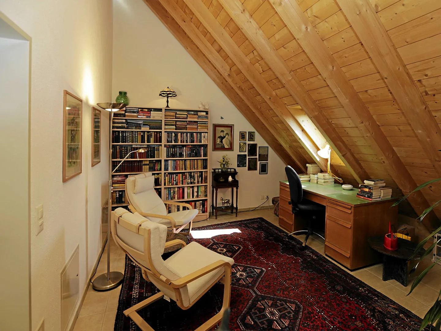 Grosszügige  4 1/2  Zimmer Attikawohnung  inkl.  Einstellhallenplatz - Foto 15 von 23