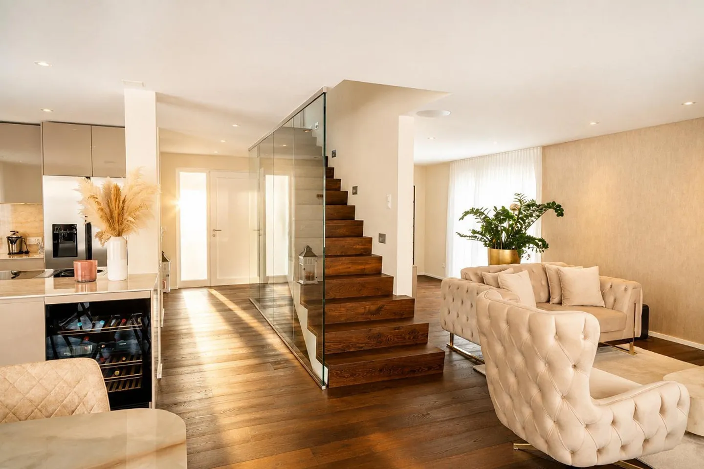 Luxury Without Compromise - Photo 2 of 18