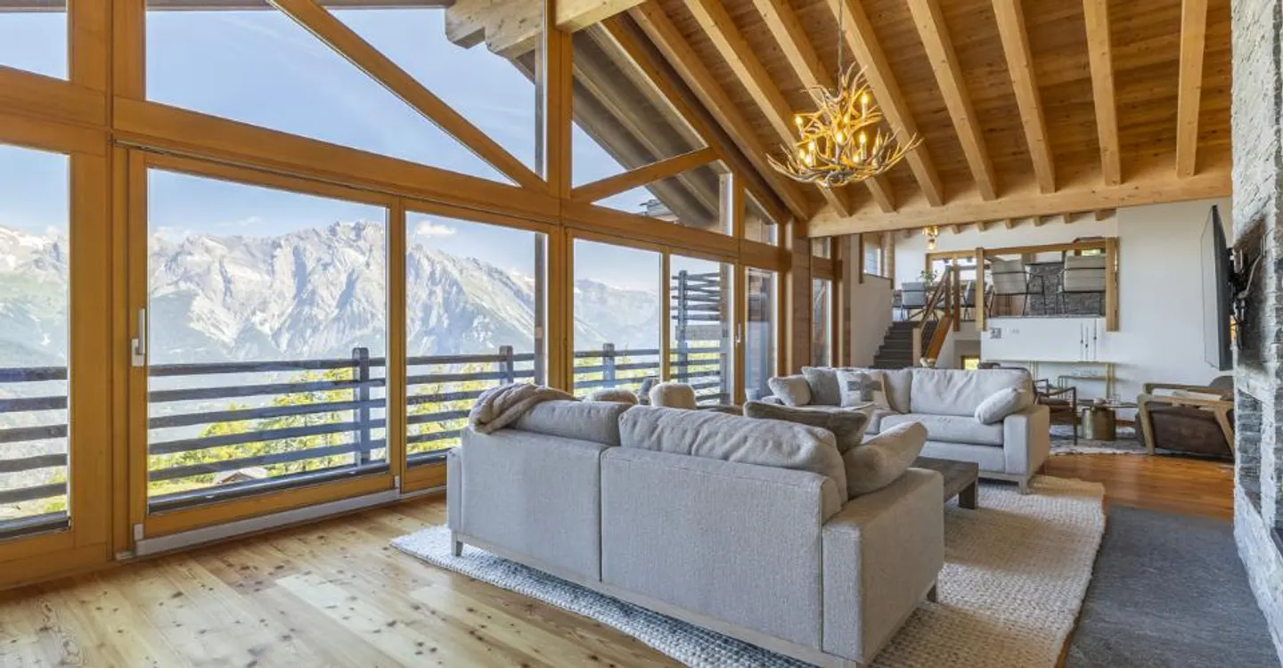 Chalet eccezionale con vista panoramica e ascensore privato - Foto 1 di 13