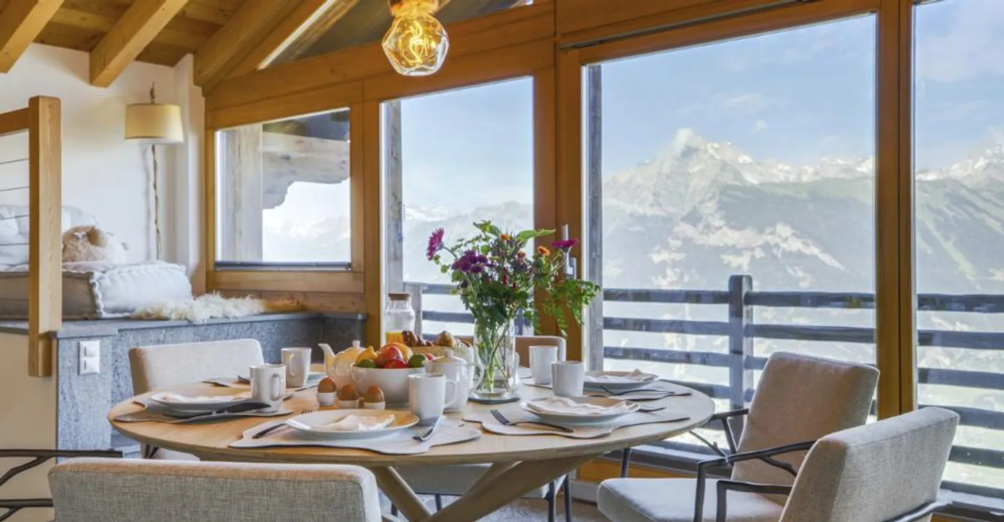 Chalet eccezionale con vista panoramica e ascensore privato - Foto 4 di 13